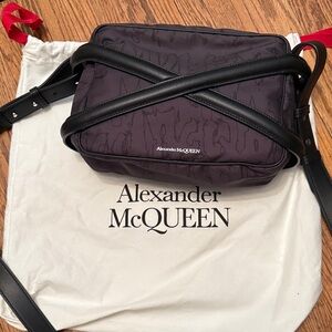Alexander McQueen The Harness Logo-Printed Zipped Camera Bag
